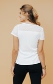 Tee-shirt uni en dentelle