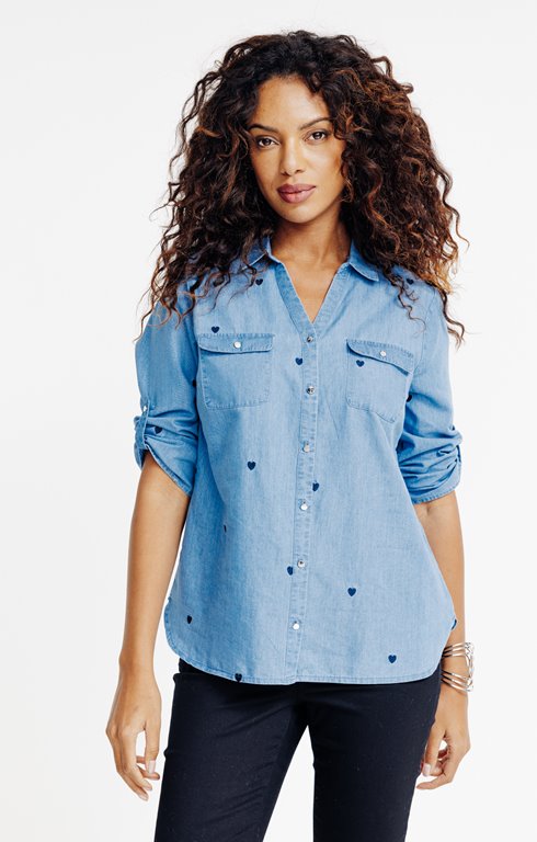 Chemise brodée coeurs