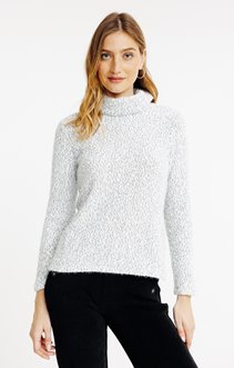 Pull en matière fantaisie