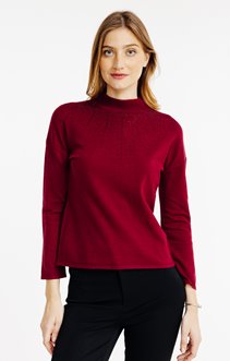 Pull avec pluie de strass