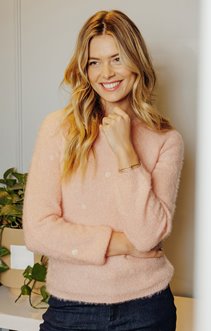 Pull en maille fluffy et pois en sequins
