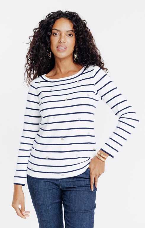 Pull à rayures avec broderies coeur