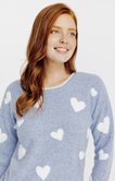Pull avec coeurs placés all over