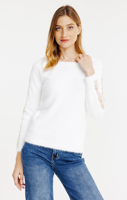 Pull avec détail dentelle