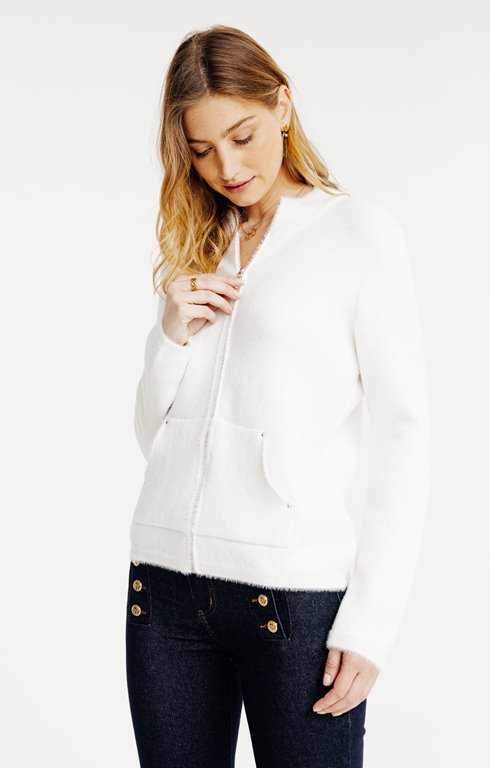 Pull matière douce brillante