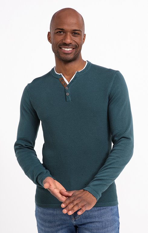 Pull col tunisien