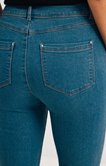 Pantalon jean slim avec liseré rayé