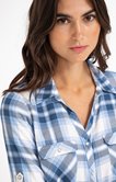 Chemise à carreaux 