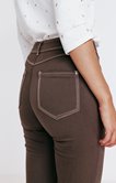 Pantalon droit avec détail tressé poches