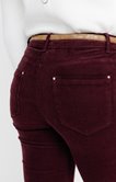 Pantalon slim en velours avec ceinture