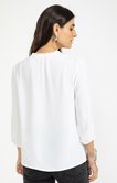 Blouse avec empiècement brodé