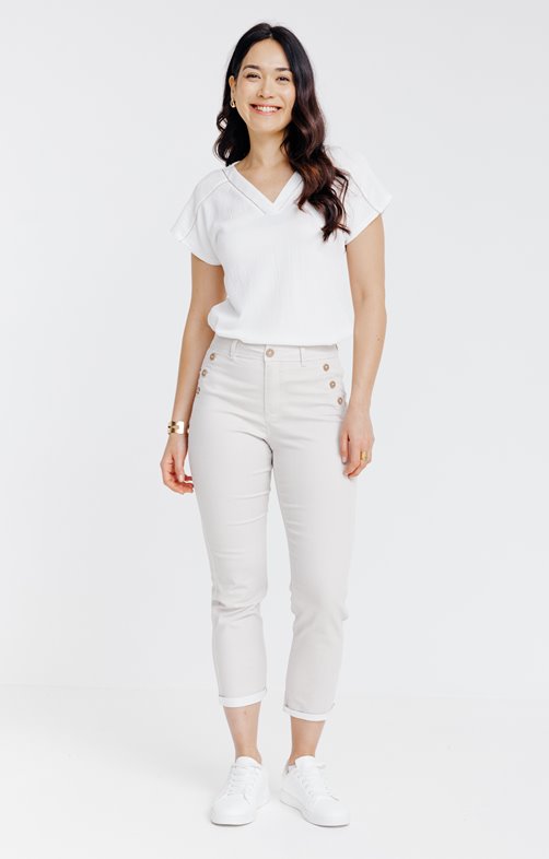 Pantacourt imprimé avec détails bouton