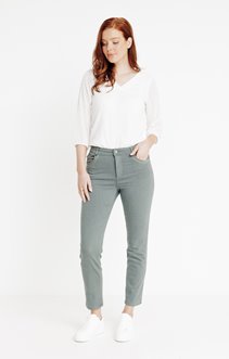 7/8 coton coupe slim détail broderie