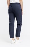 pantalon coupe jogging détail bouton