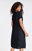Robe avec boutonnage décoratif