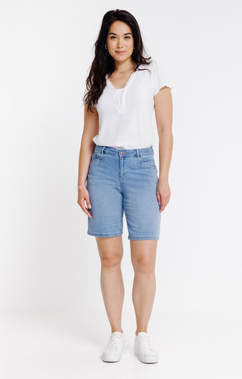 Bermuda en denim coupe large