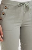 Short avec bouton pont