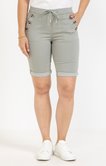 Short avec bouton pont