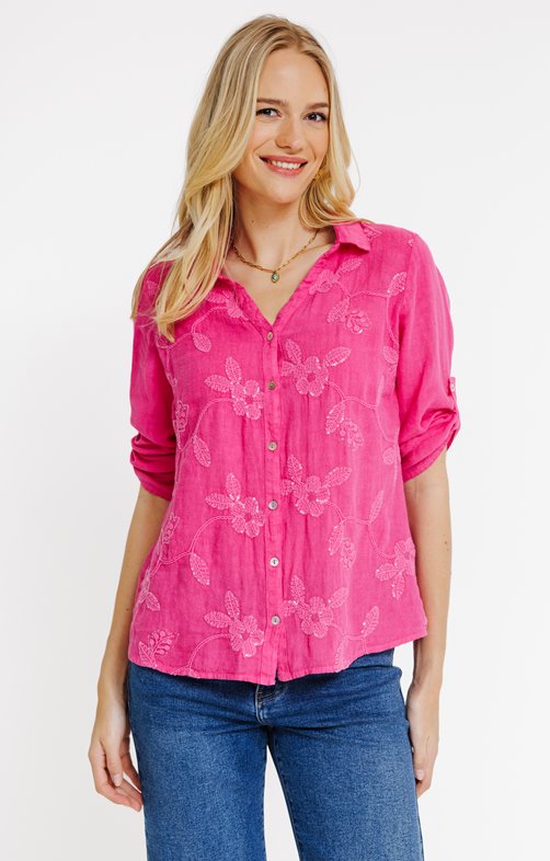 Chemise en lin brodé