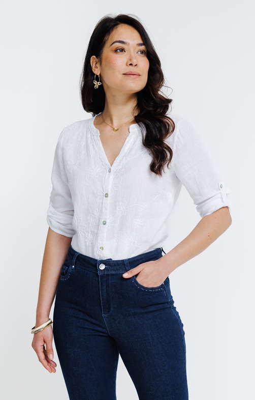 Blouse en lin brodée