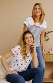 Tee-shirt imprimé cerises et coeurs
