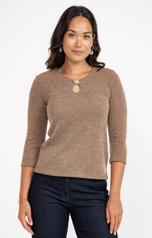 Pull matière fantaisie