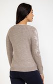 Pull avec broderie