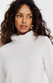 Tee-shirt col montant et dentelle