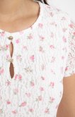 T-shirt manches courtes en dentelle