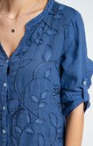 Blouse en lin avec broderies