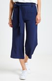 Pantalon large avec ceinture nouée