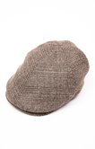 Casquette à carreaux