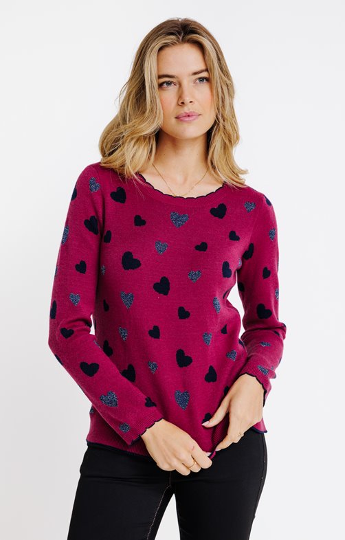 Pull avec coeurs contrastés