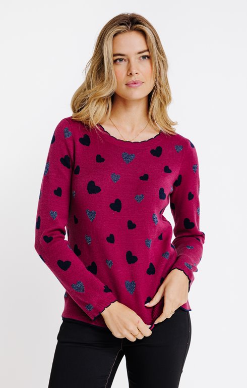 Pull avec coeurs contrastés
