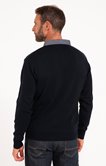 Pull col V avec chemise bico