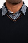 Pull col V avec chemise Lup