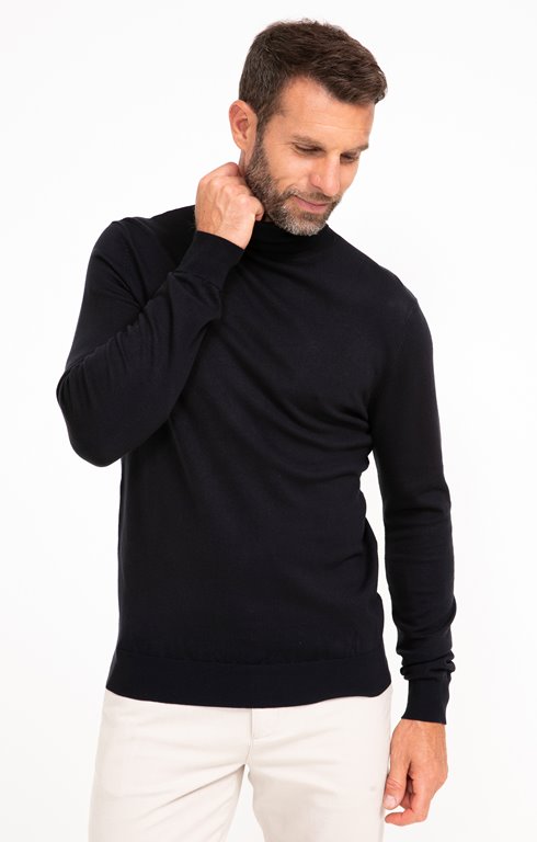 Pull uni col roulé 