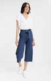 Pantalon mi-mollet avec ceinture nouée