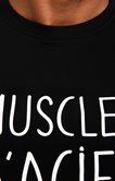 T-shirt muscle