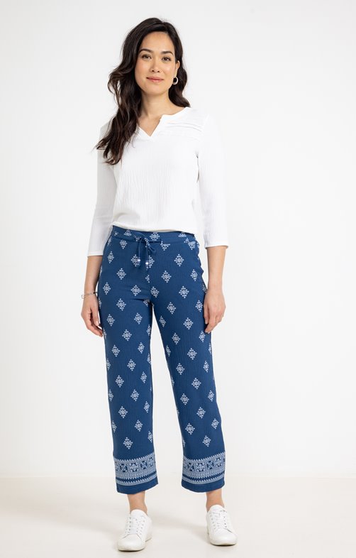 Pantalon fluide imprimé ceinturé