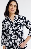 Chemise imprimée grosse fleur bicolore