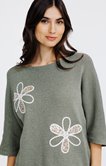 Pull avec patchs fleurs