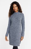 Robe pull avec boutons fantaisie