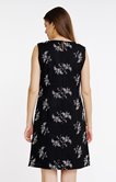 Robe brodée sans manches