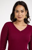 Pull avec strass au col