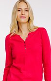 Pull avec boutons au col