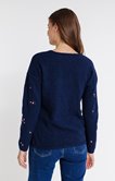 Pull broderie all over
