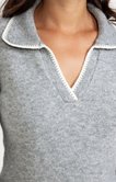 Pull avec détails contrastés