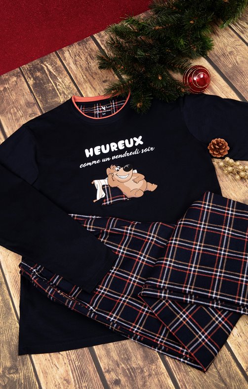 Pyjama heureux