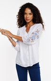 Blouse avec manches brodées
